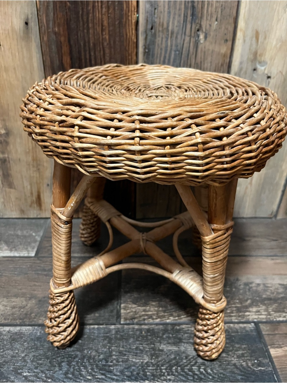 Woven Rattan plant stand - Natural Honey Tone